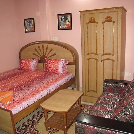 Krishna Paying Guest House Varanasi Zimmer foto